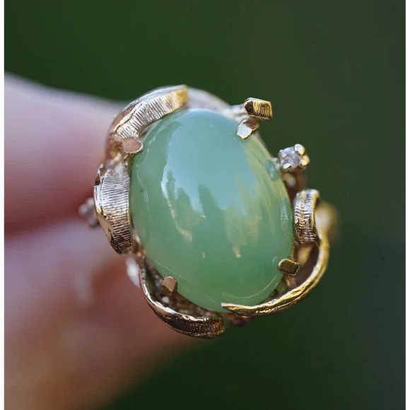 Vintage 10k Solid Gold Natural Untreated Apple Green Jadeite Jade Diamond Ring - Picture 3 of 14